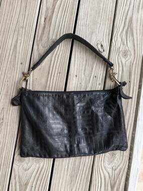 Andre Oliver vintage 80s leather shoulder bag purse black embossed
